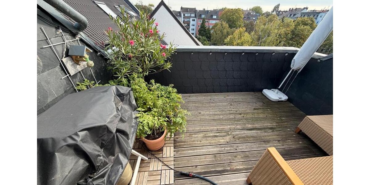 Dachgeschoßwohnung Köln Kalk - 1.5 Zimmer, 35 m&sup2;, 600&euro; | Angebot:27596752