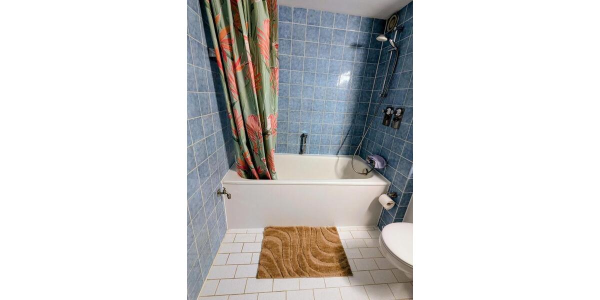 Etagenwohnung Köln Lindenthal - 2 Zimmer, 65 m&sup2;, 1.100&euro; | Angebot:26442791