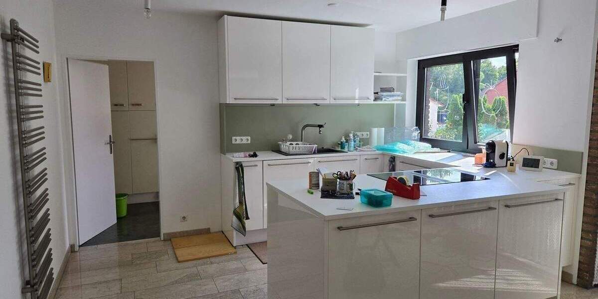 Gewerbeobjekt Frechen Habbelrath - 8 Zimmer, 850.000&euro; | Angebot:24234706