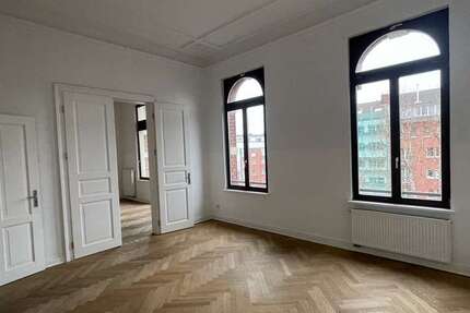 Wohnung Köln Innenstadt - 5 Zimmer, 145 m&sup2;, 2.950&euro; | Angebot:27738187