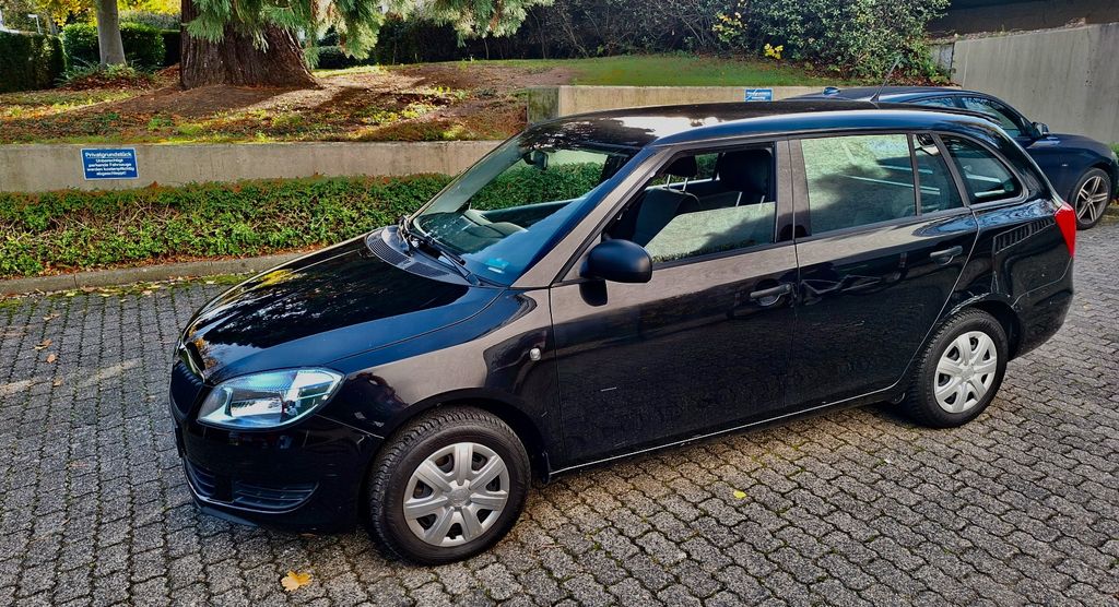 Skoda Fabia 200.000 km 1.999 &euro; Bonn 53115