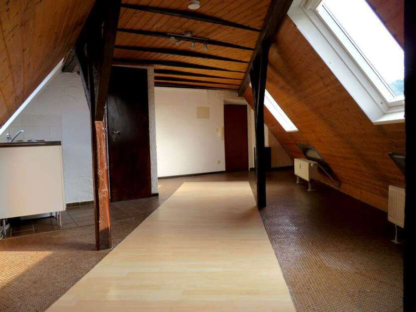 Wohnung zum Mieten in Bonn 350 € 19 m²