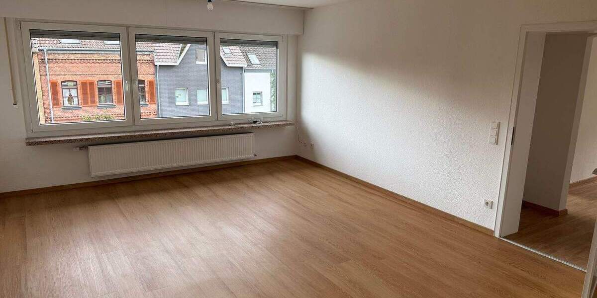 Etagenwohnung Brühl Pingsdorf - 3 Zimmer, 84 m&sup2;, 1.000&euro; | Angebot:23824241