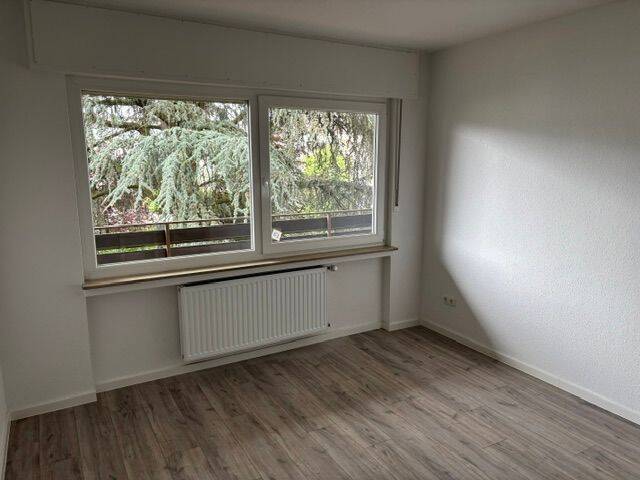 Etagenwohnung Bonn Beuel - 3 Zimmer, 76 m&sup2;, 1.050&euro; | Angebot:26863494