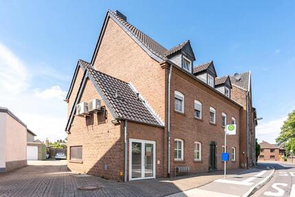 Interessante Gewerbefläche in zentraler Lage von Bedburg-Kirchherten! zimmer