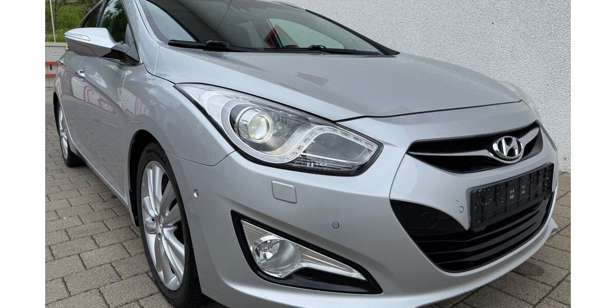 Hyundai i40 216.874 km 5.790 &euro; Bergisch Gladbach 51467