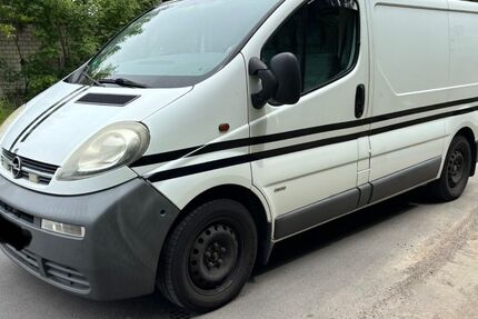 Opel Vivaro 222.000 km 5.900 &euro; Köln 51105