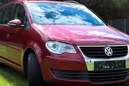 VW Touran 225.000 km 3.990 &euro; Köln 51147