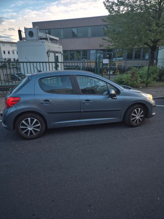 Peugeot 207 270.000 km 1.200 € Monheim am Rhein 40789