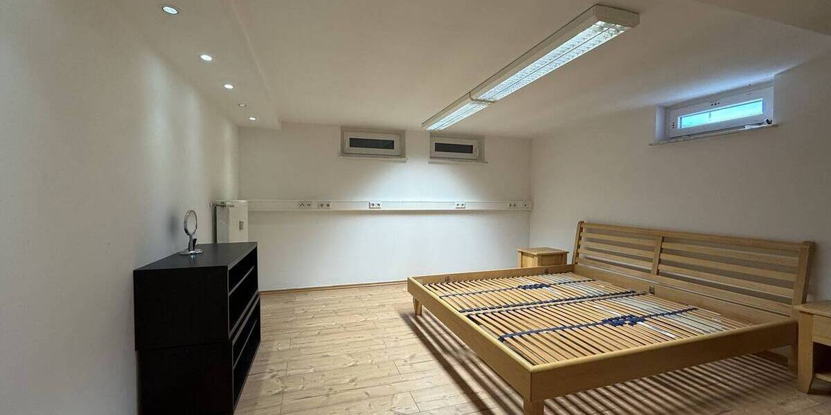 Mehrfamilienhaus, Wohnhaus Niederkassel Rheidt - 1 Zimmer, 220 m&sup2;, 650.000&euro; | Angebot:26798307