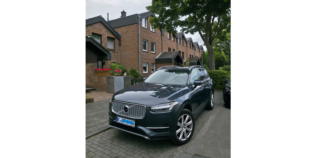 Volvo XC90 175.893 km 24.750 &euro; Köln 51143