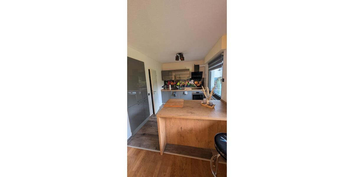 Etagenwohnung Solingen Höhscheid - 3 Zimmer, 84 m&sup2;, 275.000&euro; | Angebot:27629403
