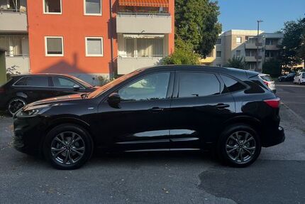 Ford Kuga 112.405 km 18.900 &euro; Köln 50827