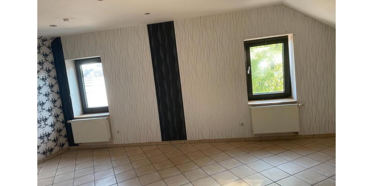 Dachgeschoßwohnung Nörvenich - 2 Zimmer, 80 m&sup2;, 650&euro; | Angebot:26345302