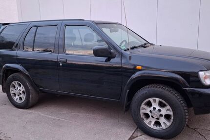 Nissan Pathfinder 278.841 km 5.995 &euro; Köln 51107