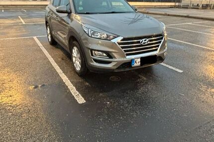 Hyundai TUCSON 108.000 km 16.000 &euro; Koln 51061