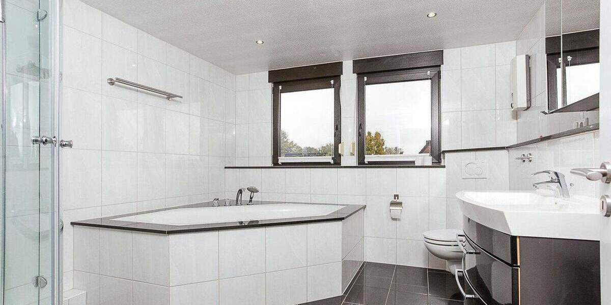 Etagenwohnung Bergheim Thorr - 4 Zimmer, 129 m&sup2;, 288.777&euro; | Angebot:25964550