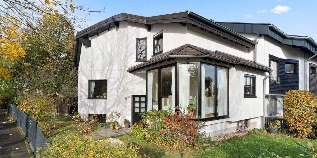 Reihenendhaus Bonn Brüser Berg - 7 Zimmer, 175 m&sup2;, 749.000&euro; | Angebot:25675073