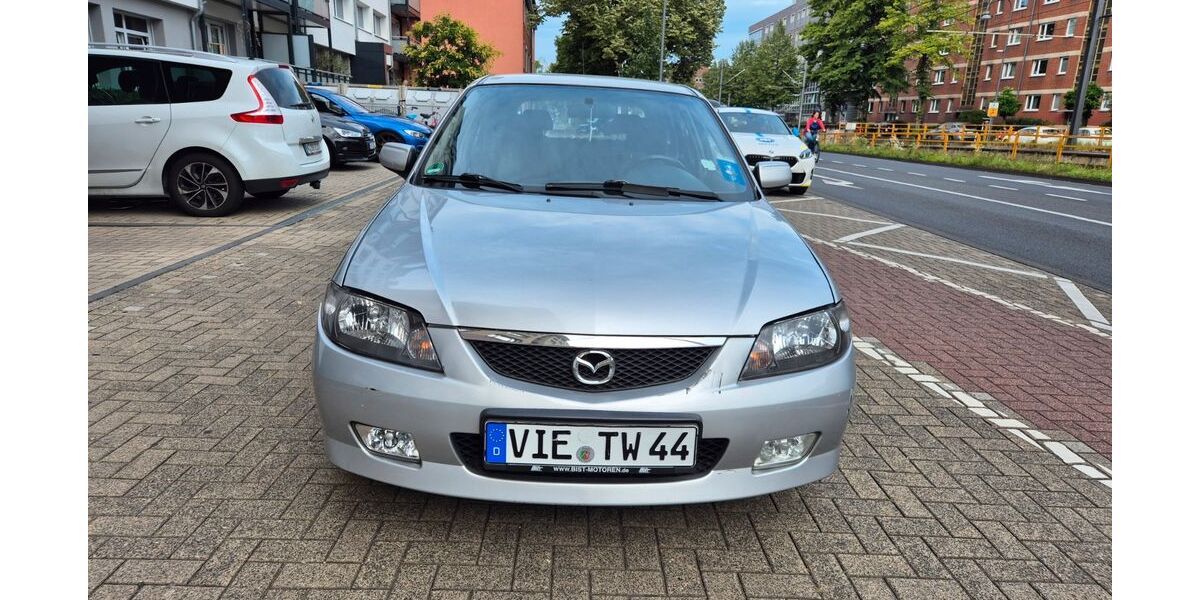 Mazda 323 120.475 km 1.700 &euro; Köln 50679