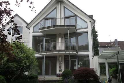 Haus Leverkusen Schlebusch - 5 Zimmer, 225 m&sup2;, 3.100&euro; | Angebot:26960999