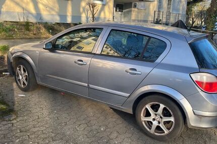 Opel Astra 180.000 km 800 &euro; Bonn 53175