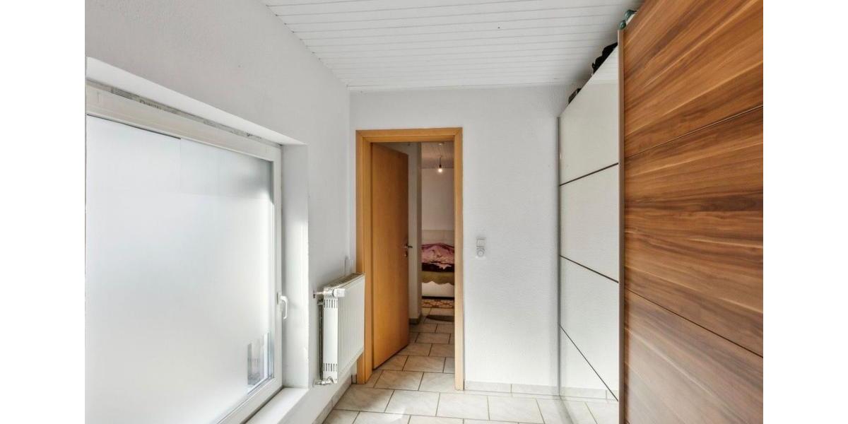 Mehrfamilienhaus, Wohnhaus Troisdorf Altenrath - 9 Zimmer, 200 m&sup2;, 549.000&euro; | Angebot:25404445