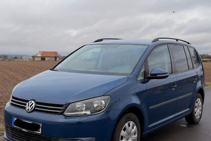 VW Touran 251.145 km 4.199 &euro; Nörvenich 52388