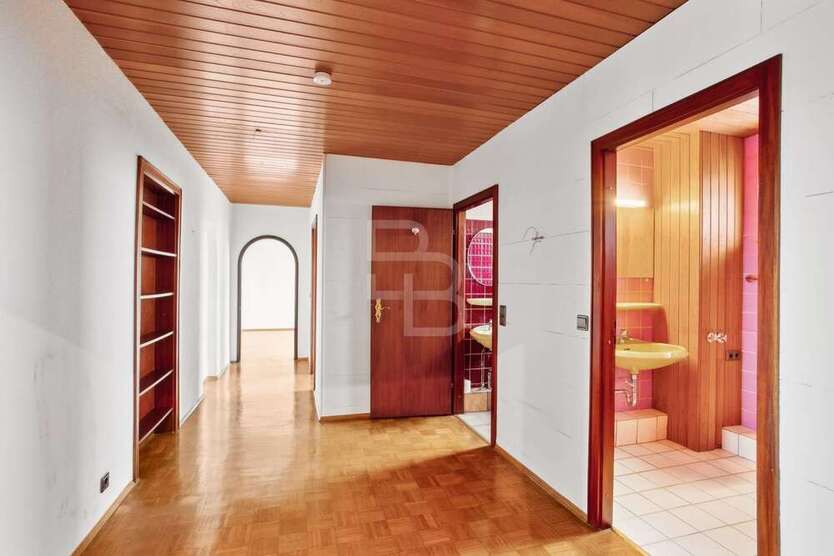 Wohnung zum Kaufen in Köln 280.000 € 115.23 m²