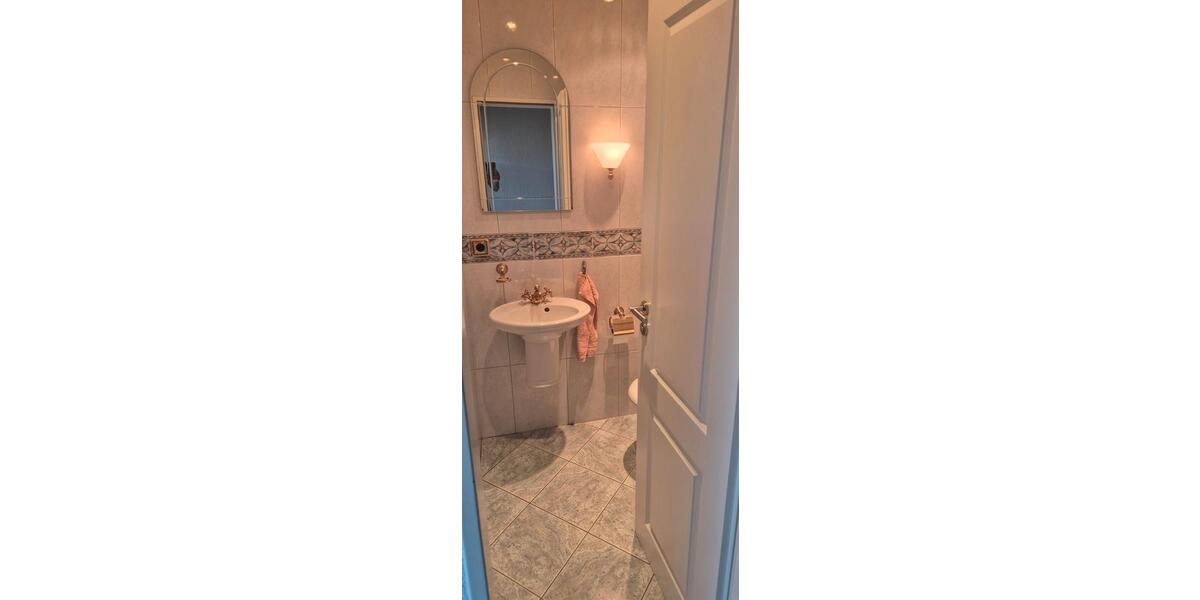 Mehrfamilienhaus, Wohnhaus Leverkusen Bergisch Neukirchen - 9 Zimmer, 270 m&sup2;, 889.000&euro; | Angebot:27096870