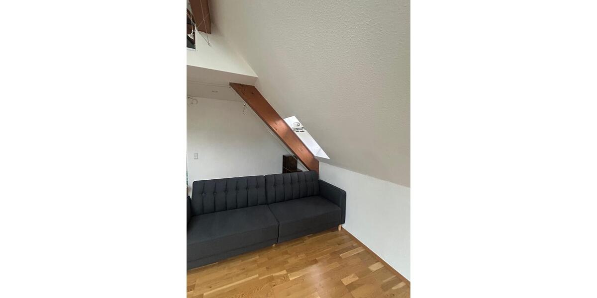 Dachgeschoßwohnung Köln Porz - 1.5 Zimmer, 31 m&sup2;, 117.000&euro; | Angebot:26851726