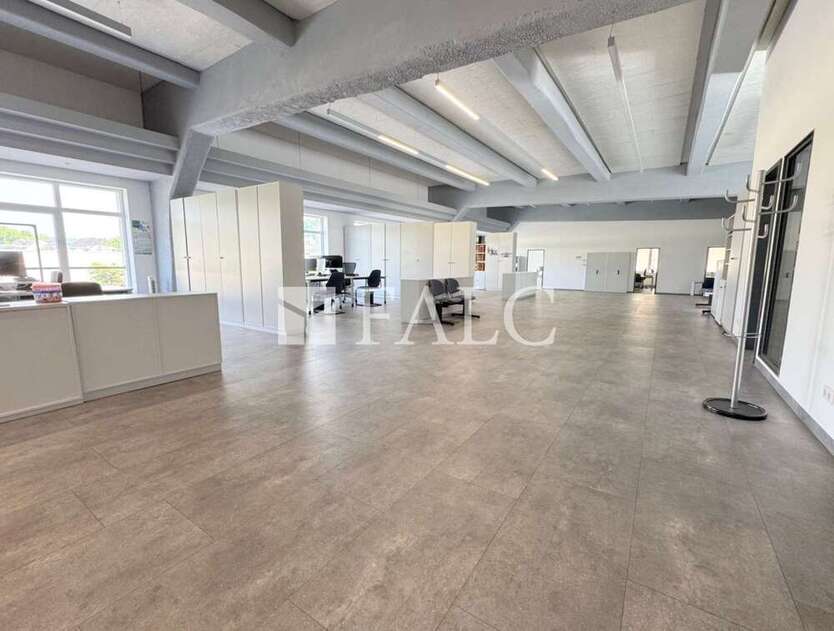 Büro in Siegburg 9.800 € 700 m²