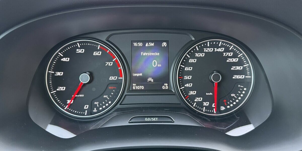 Seat Ateca Leder Navi Klima Temp. SR+WR UNFALLFREI 1a 60.000 km 16.500 &euro; Erftstadt 50374