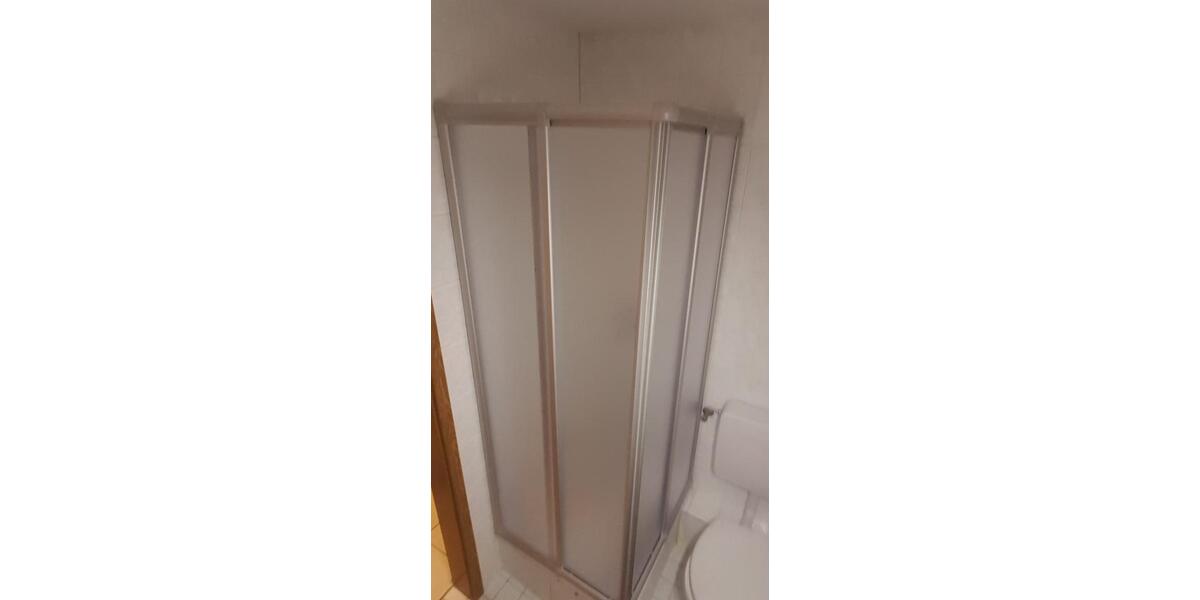 Dachgeschoßwohnung Bonn - 2 Zimmer, 40 m&sup2;, 520&euro; | Angebot:25340764