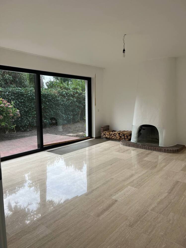 D-Kaiserswerth: Einfamilienhaus, 2 Zimmer, ca. 80 m² Wohnfl., ca. 60 m² Nutzfläche, Terrasse, Stellplatz