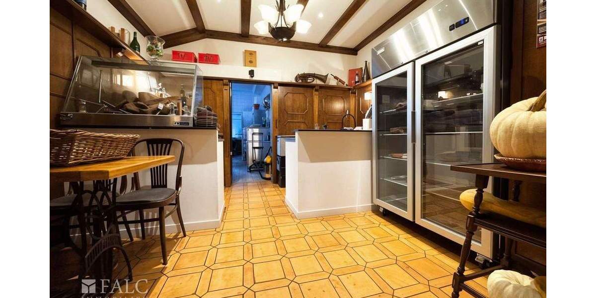 Mehrfamilienhaus, Wohnhaus Bonn Friesdorf - 5 Zimmer, 129 m&sup2;, 699.000&euro; | Angebot:25773354