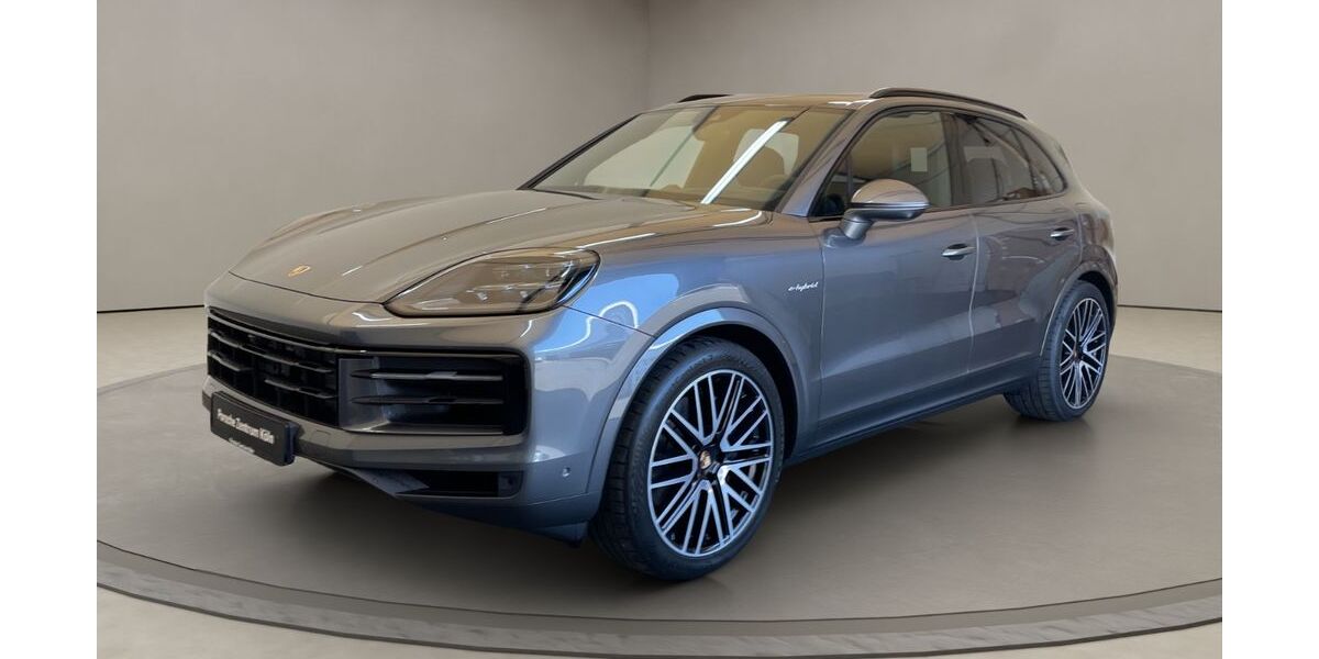 Porsche Cayenne 11.748 km 107.700 &euro; Köln 50823