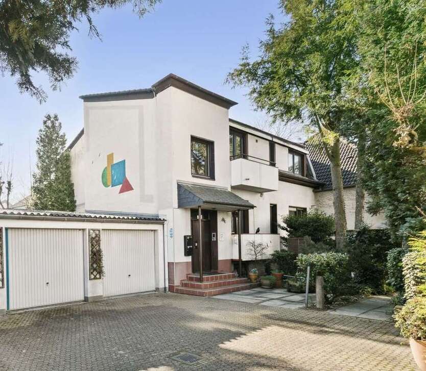 Haus zum Kaufen in Köln 950.000 € 255 m²
