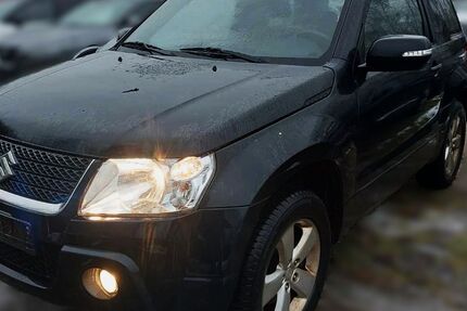 Suzuki Grand Vitara 148.000 km 8.999 &euro; Köln (Ostheim) 51107