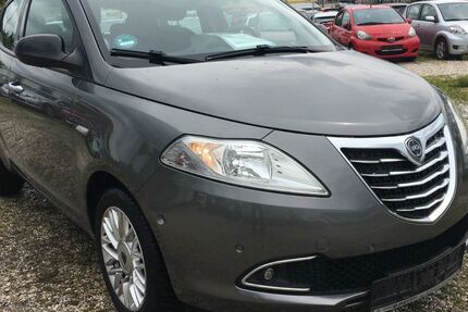 Lancia Ypsilon 59.000 km 4.999 &euro; Bonn 53227