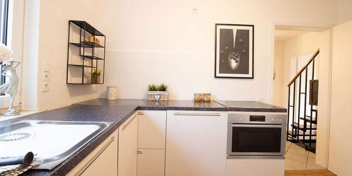 Reihenmittelhaus Erftstadt Liblar - 3 Zimmer, 111 m&sup2;, 389.000&euro; | Angebot:25362341