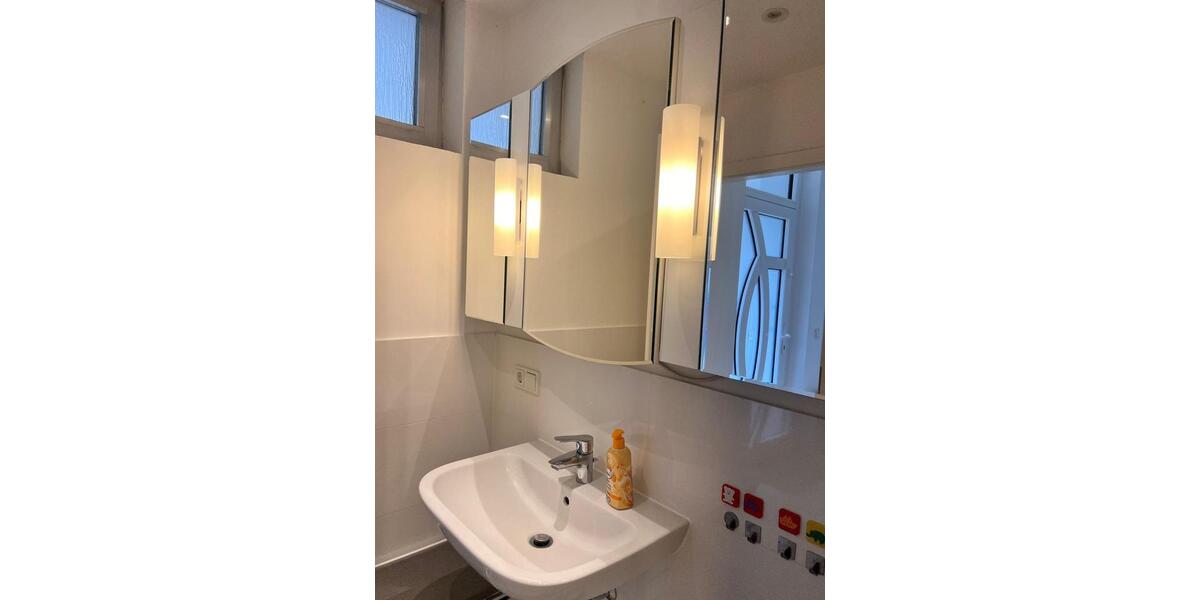 Charmantes 2-Zimmer Apartment in Bonn-Auerberger Mitte zimmer