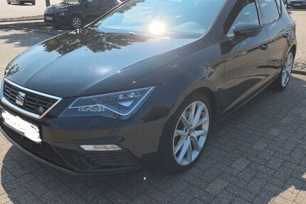 Seat Leon 100.927 km 17.900 &euro; Elsdorf 50189