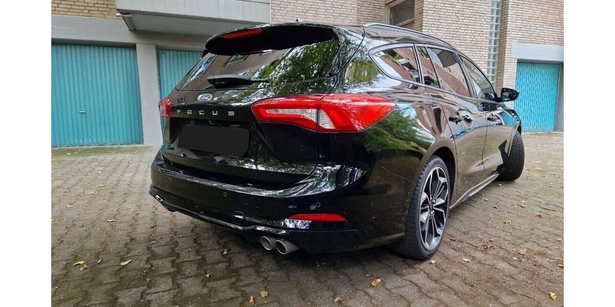 Ford Focus 65.987 km 18.000 &euro; Köln 50667