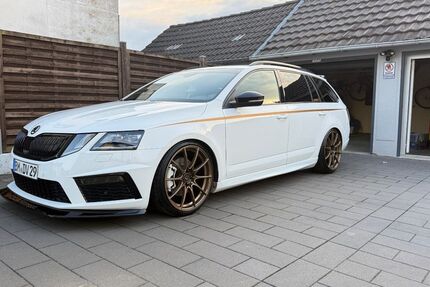 Skoda Octavia 185.000 km 17.300 &euro; Bergheim 50127