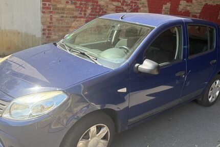 Dacia Sandero 119.113 km 1.700 &euro; Köln 51107