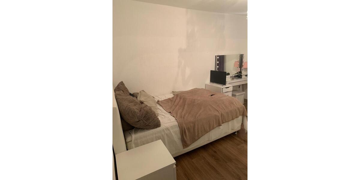 Etagenwohnung Solingen Wald - 2 Zimmer, 60 m&sup2;, 800&euro; | Angebot:27587158