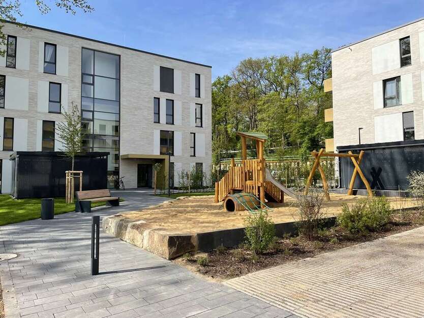 Wohnung zum Mieten in Rösrath 1.350 € 97 m²