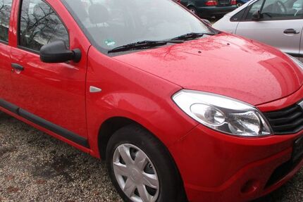 Dacia Sandero 199.000 km 1.950 &euro; Bonn 53127