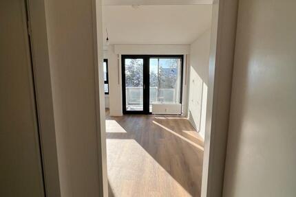 Helle City-Wohnung mit Penthouse-Charakter | Balkon | Aufzug 1 zimmer