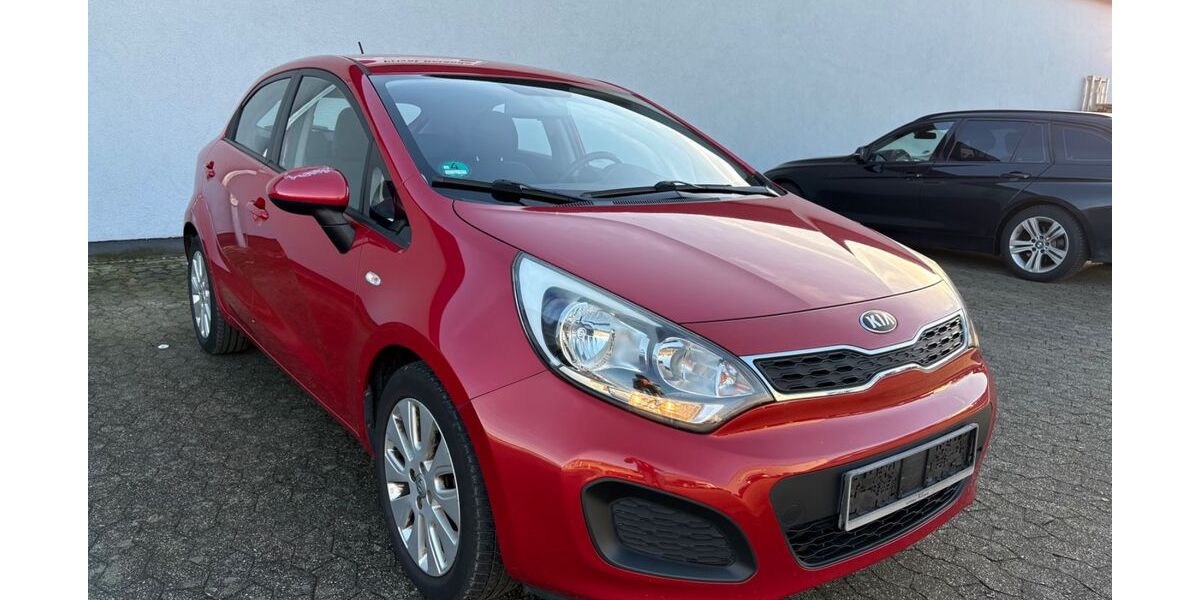 Kia Rio 71.850 km 6.450 &euro; Bornheim 53332